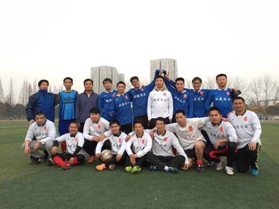 2015足球開(kāi)年賽2.jpg